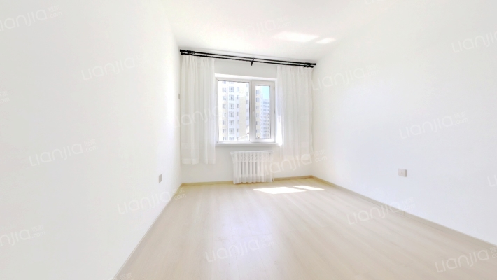 宜居家园C区二手房实景图