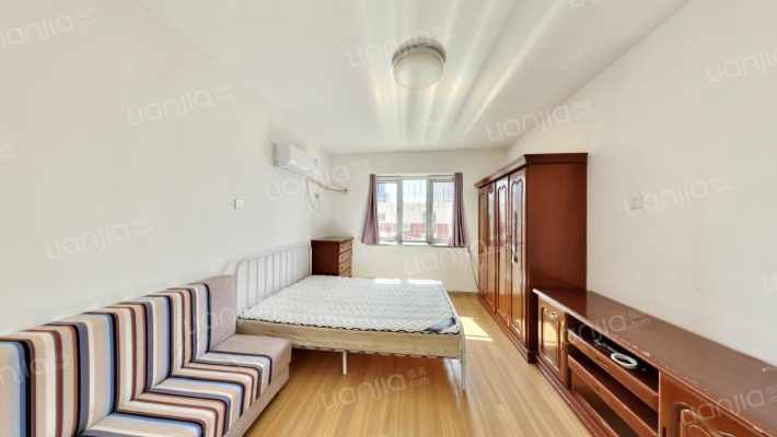 宁盛里二手房实景图