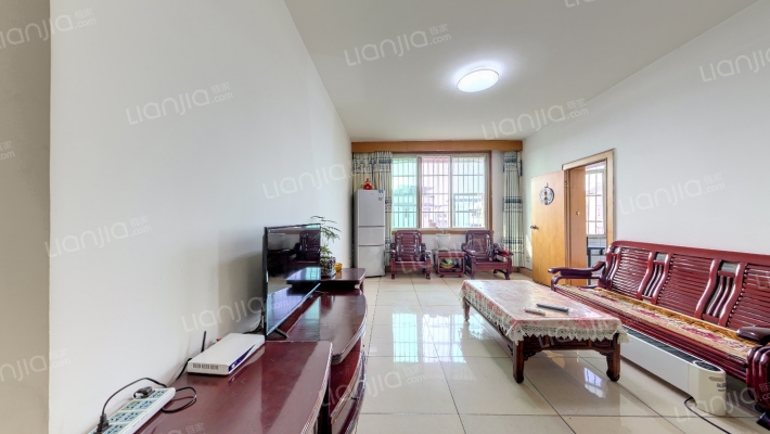 友邻小区二手房实景图