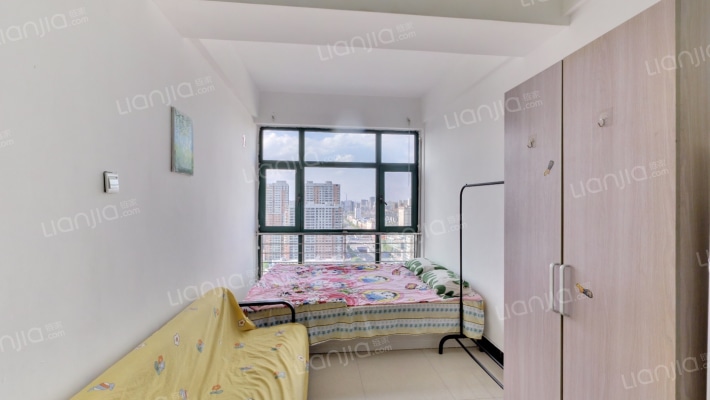 中央亿品二手房实景图