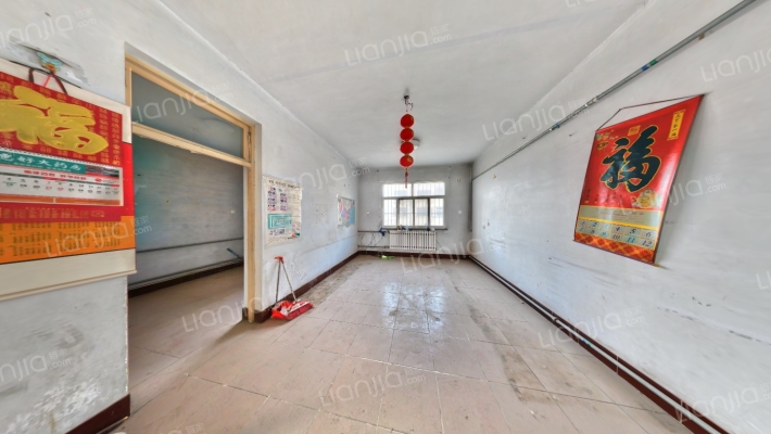 龙泉街1643号西区二手房实景图