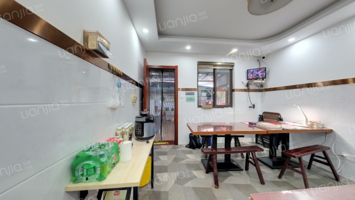 华联新村二手房实景图