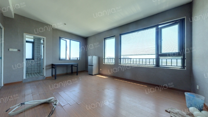 碧桂园天麓府二手房实景图