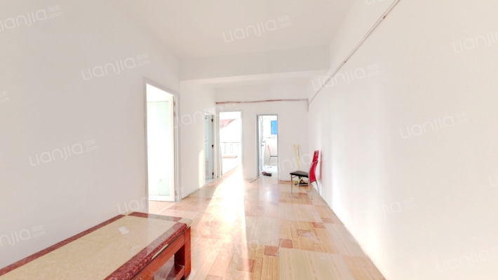 铂蓝地二手房实景图