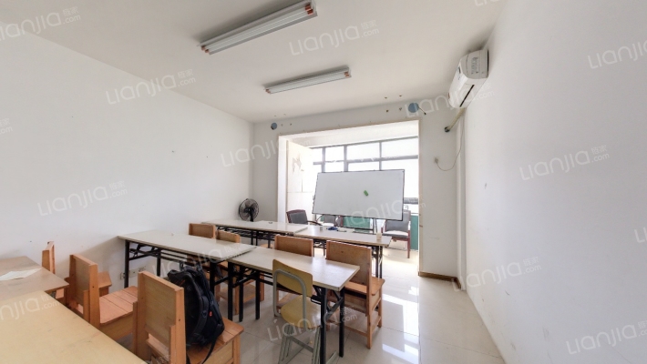 景色家园二手房实景图