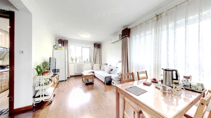 瑞纳紫轩二手房实景图