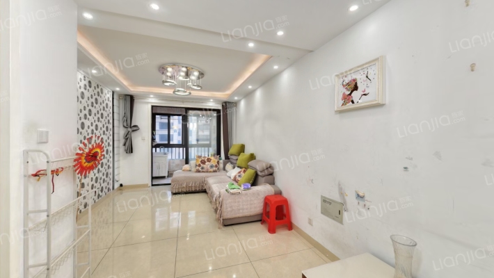 信地华地城二手房实景图