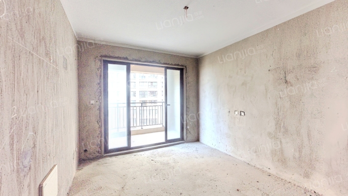 绿地雅典郡二手房实景图