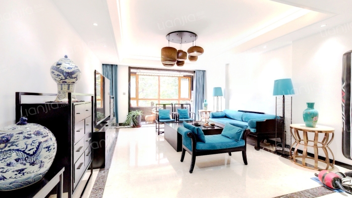 铂悦山二手房实景图