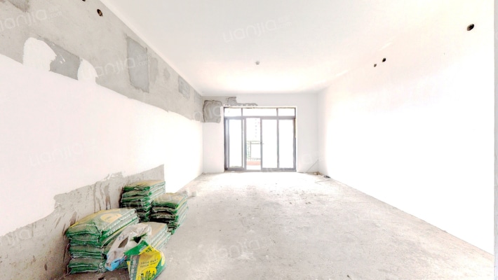 敏捷畔海御峰花园A区二手房实景图