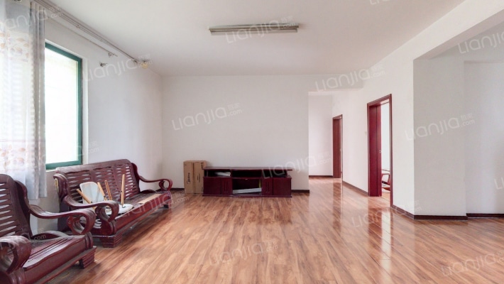 艺苑华庭二手房实景图