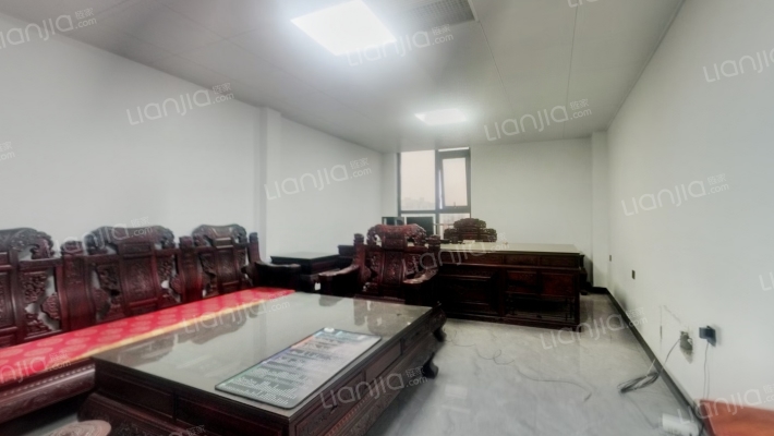 三川·奥特莱斯二手房实景图