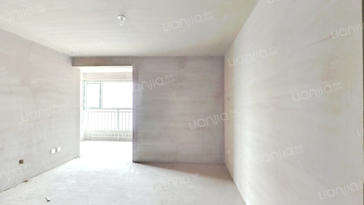 花香小镇二手房实景图