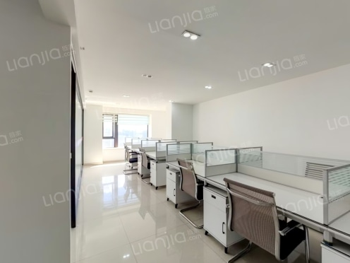 整租·保利中心 1室0厅 南