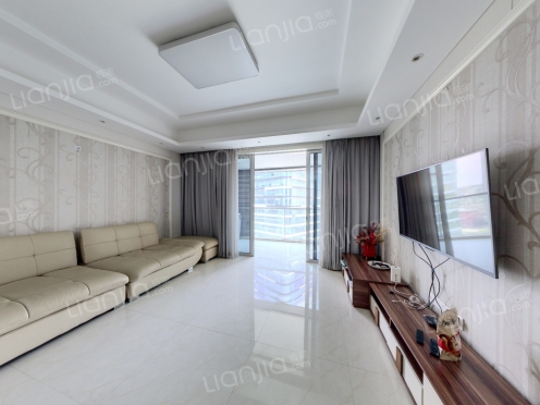 整租·重庆棕榈泉国际中心 1室1厅 西南