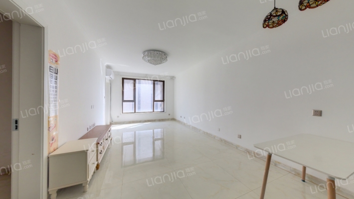 鸿坤理想湾 三居室，精装修，品牌建材， 采光好-客厅