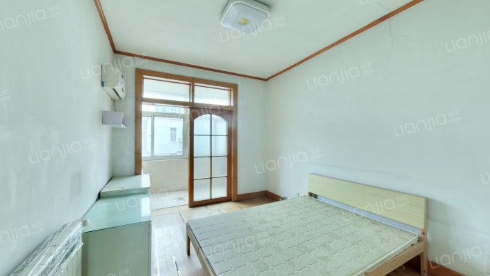 新华三村二手房实景图