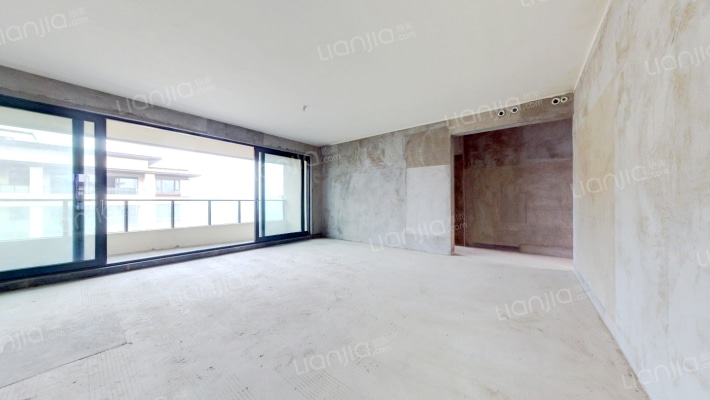 融创九棠府二期二手房实景图