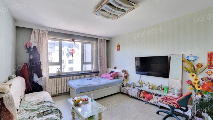 风华新苑A区二手房实景图