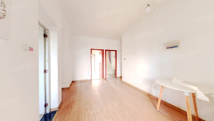 泰基花溪谷二手房实景图