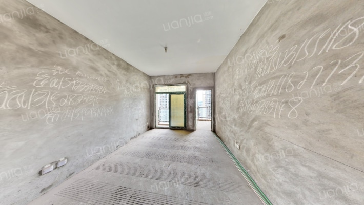 环山国际二手房实景图