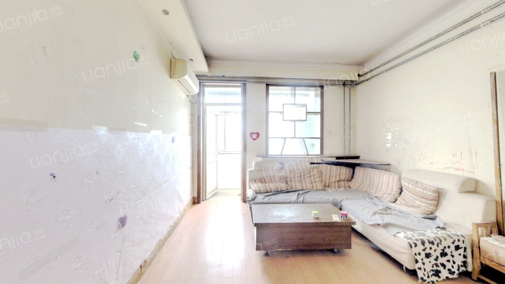 铁矿宿舍二手房实景图