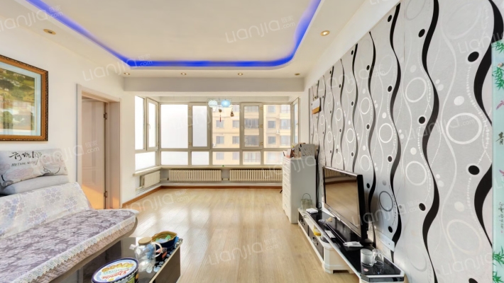 文海溪畔二手房实景图