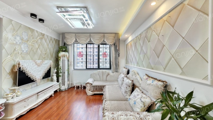 金葡萄家园A区二手房实景图