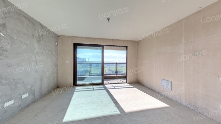 铂悦雅居二手房实景图