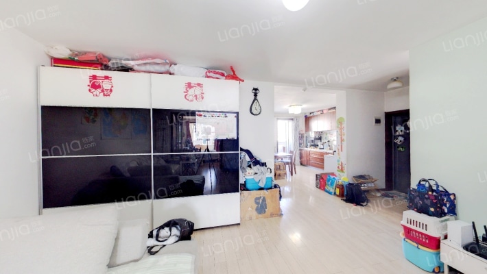 协龙里二手房实景图