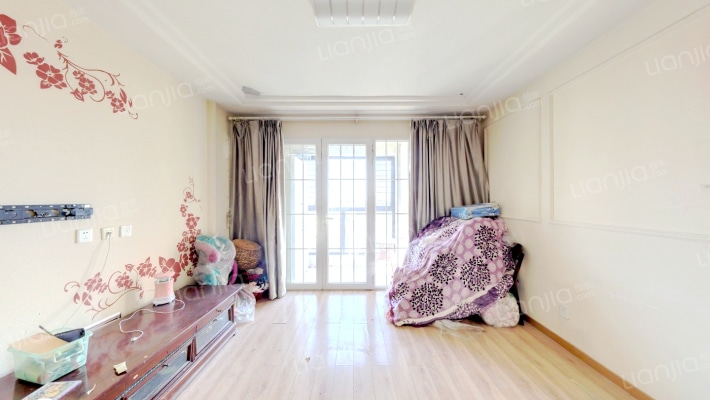 香江逸景A区二手房实景图