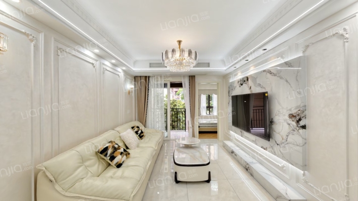 融创春晖十里御峰庭二手房实景图