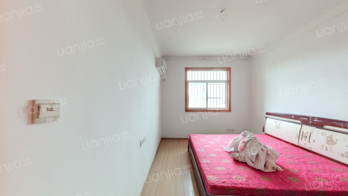 勤奋村二手房实景图