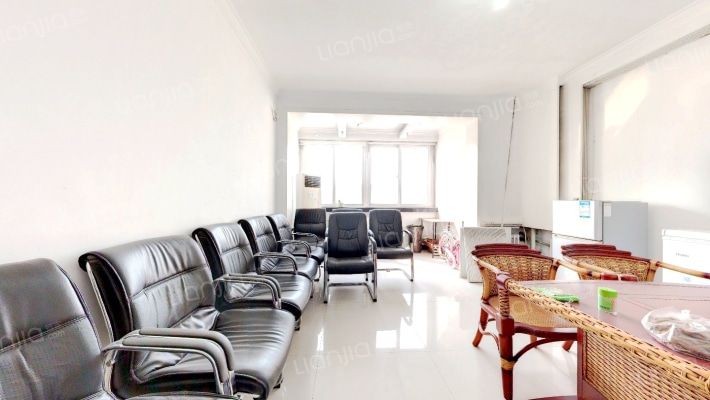 交通路73号二手房实景图