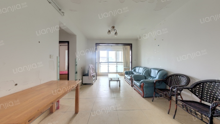 上游小区南区二手房实景图