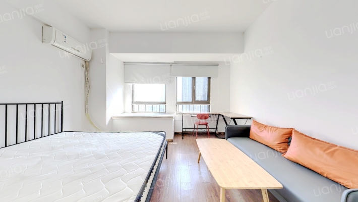 积玉桥万达SOHO二手房实景图