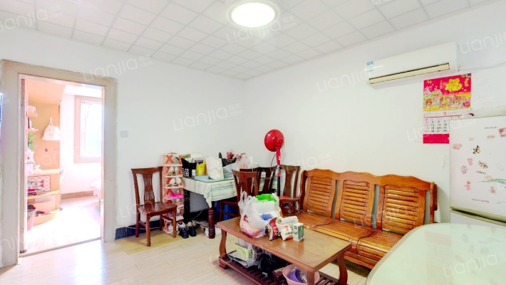 银泉新村二手房实景图