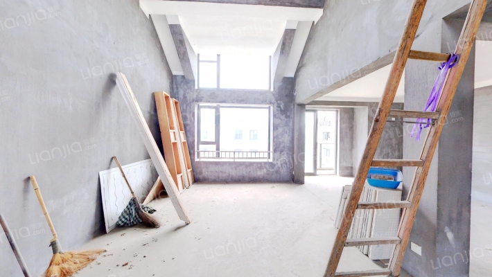 潮都华庭二手房实景图