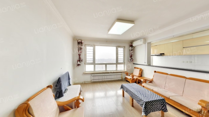 沈铁霁虹佳园二手房实景图