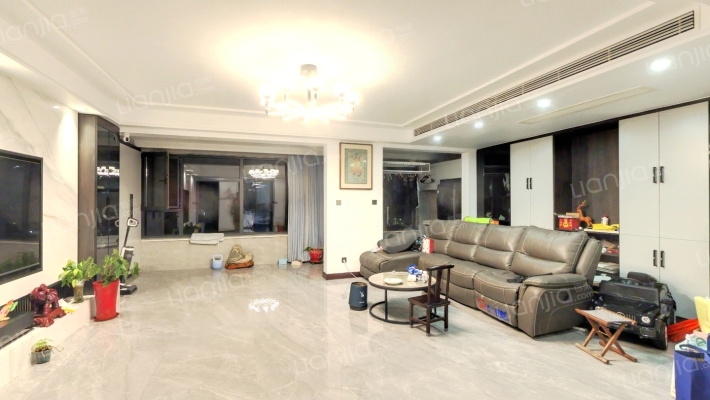 润锦中央美地天奕二手房实景图