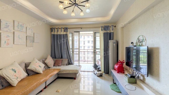 德威摩卡小镇二手房实景图