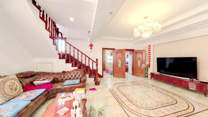 開世嘉年三期二手房实景图