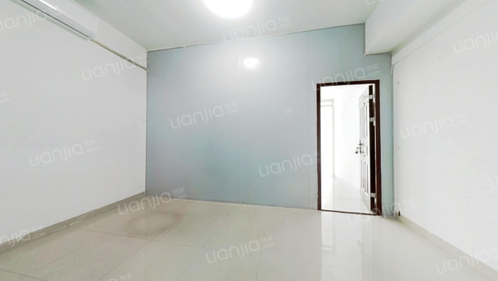 智慧大厦二手房实景图