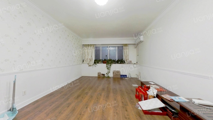 经七小纬六路139号院二手房实景图