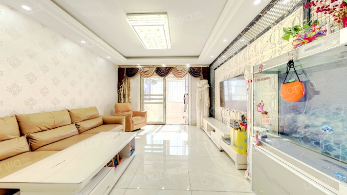 新河湾花园二手房实景图