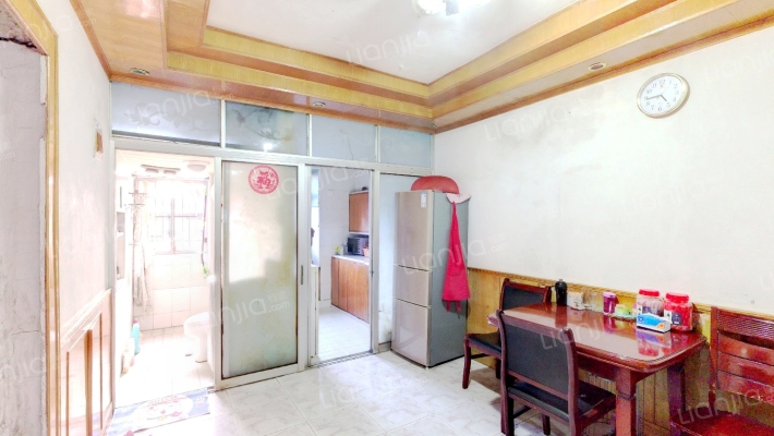 孝肃路227号二手房实景图