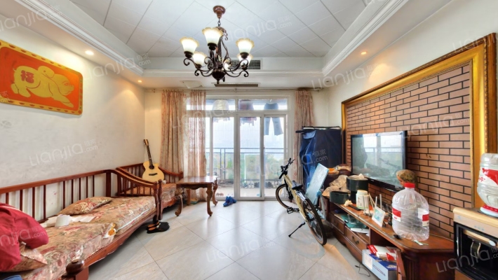 富悦果岭二手房实景图