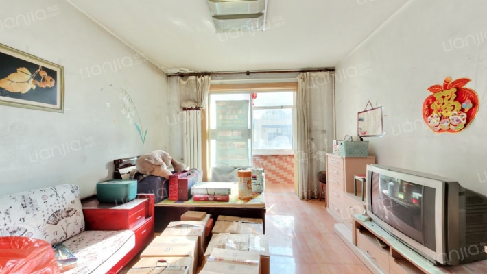 转运站小区二手房实景图