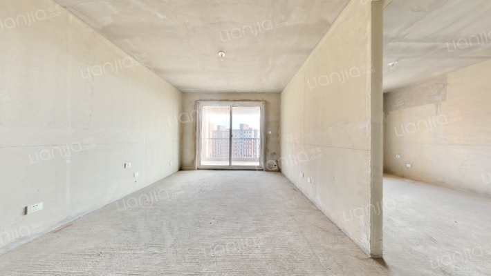 龙泰花园二手房实景图