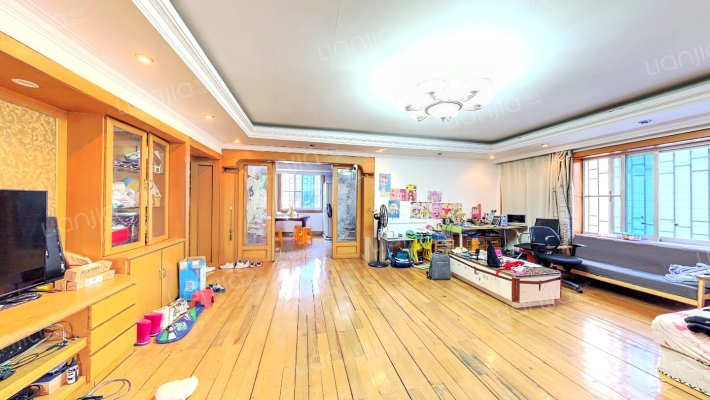 利嘉城B区二手房实景图